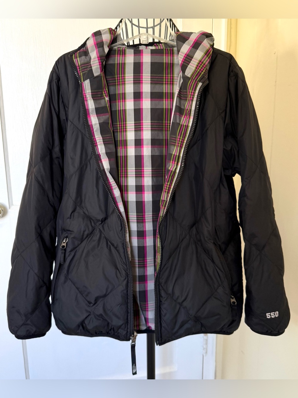 The North Face Girls Reversible 550 Down Puffer Jacket | Plaid Hooded Size XL - Picture 3 of 6